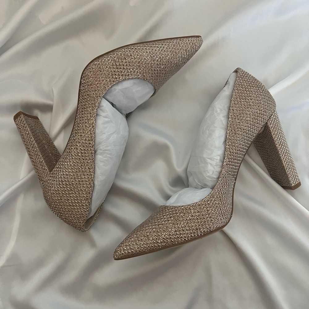 JEWEL BADGLEY MISCHKA Rumor Pointed Toe Block Heel Pumps